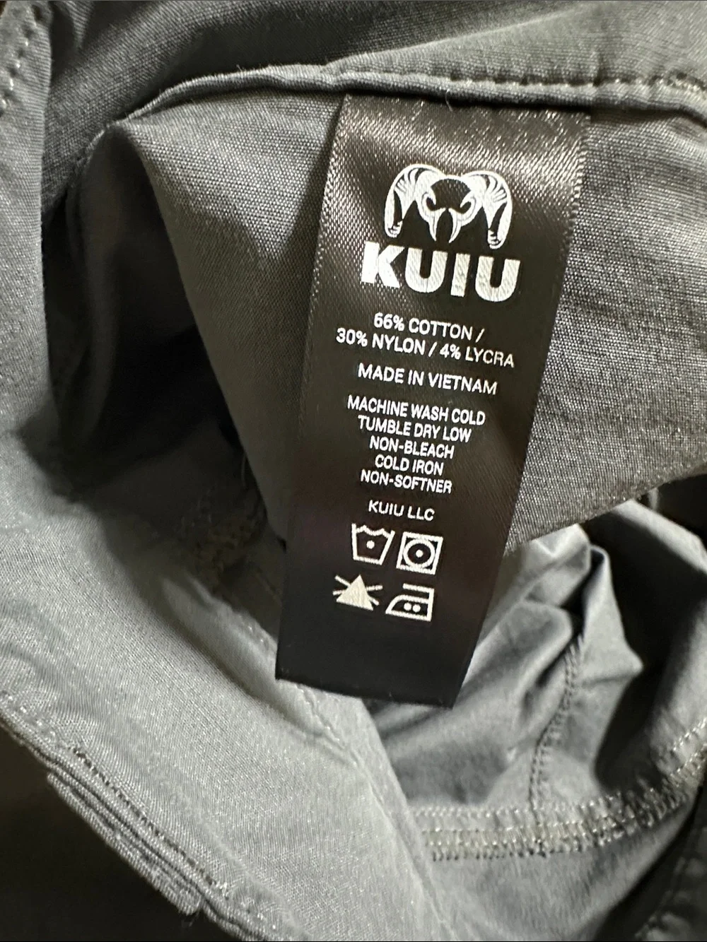 KUIU Gunmetal 10” shorts size 42